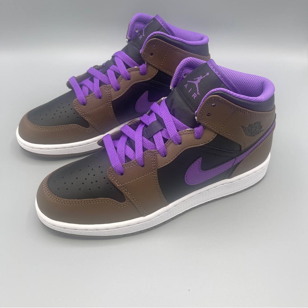 Nike Air Jordan Mid Big Girl and Boy - Picture 8 of 13